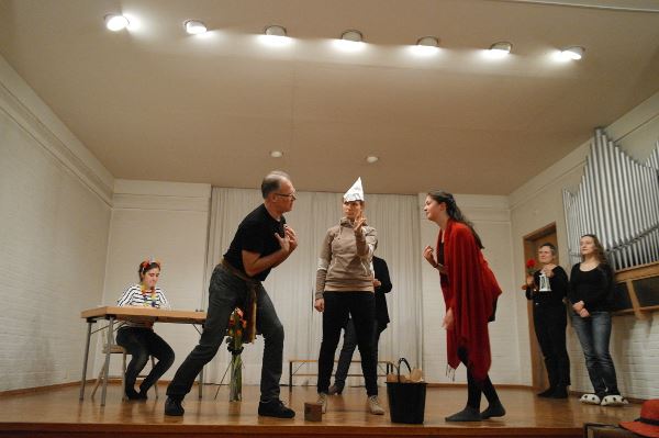 971290_10201744763282677_1046668764_n